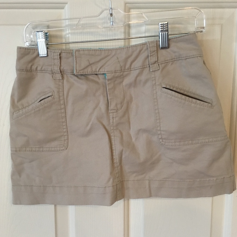 American Eagle Khaki Skirt